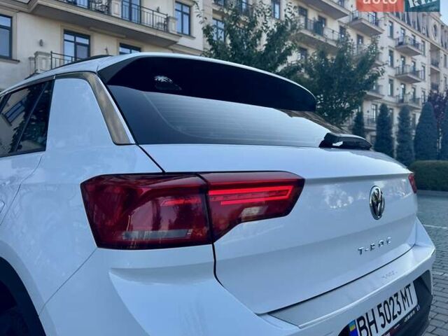 Фольксваген Ти-Рок 2019 в Одессе на Automoto.ua Белый Фольксваген Ти-Рок, объемом двигателя 1.5 л и пробегом 71 тыс. км за 19999 $, фото 21 на Automoto.ua