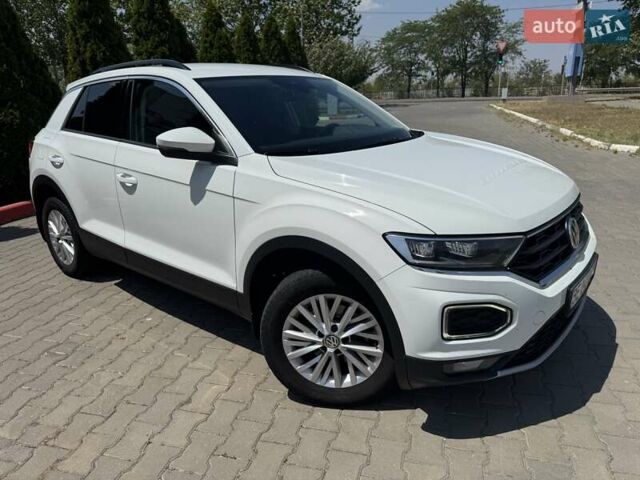 Белый Фольксваген Ти-Рок, объемом двигателя 1.5 л и пробегом 169 тыс. км за 19900 $, фото 4 на Automoto.ua