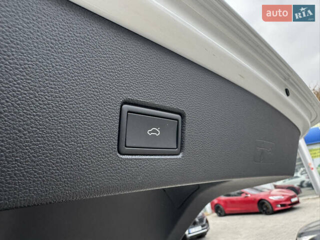 Белый Фольксваген Ти-Рок, объемом двигателя 1.5 л и пробегом 65 тыс. км за 23500 $, фото 13 на Automoto.ua