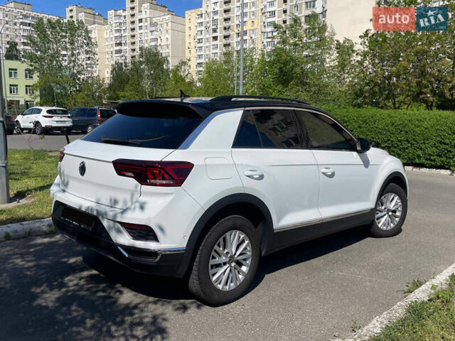 Білий Фольксваген Ті-Рок, об'ємом двигуна 1.5 л та пробігом 49 тис. км за 21500 $, фото 5 на Automoto.ua