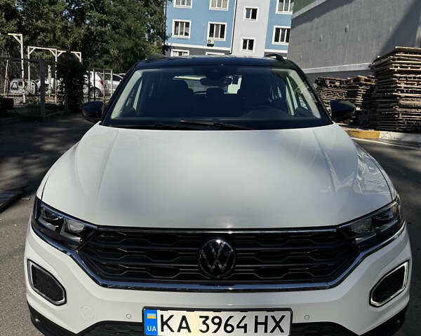Білий Фольксваген Ті-Рок, об'ємом двигуна 1.5 л та пробігом 62 тис. км за 21000 $, фото 2 на Automoto.ua