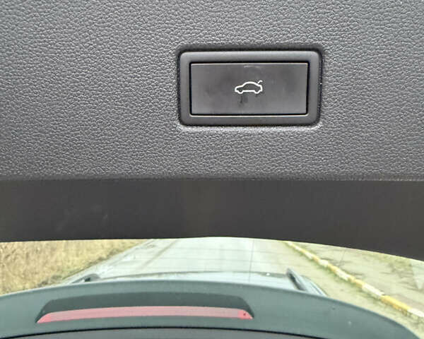 Білий Фольксваген Ті-Рок, об'ємом двигуна 1.5 л та пробігом 62 тис. км за 18900 $, фото 22 на Automoto.ua