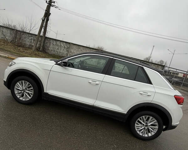 Білий Фольксваген Ті-Рок, об'ємом двигуна 1.5 л та пробігом 62 тис. км за 18900 $, фото 2 на Automoto.ua