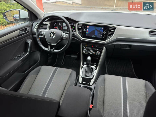 Білий Фольксваген Ті-Рок, об'ємом двигуна 1.5 л та пробігом 65 тис. км за 22999 $, фото 36 на Automoto.ua