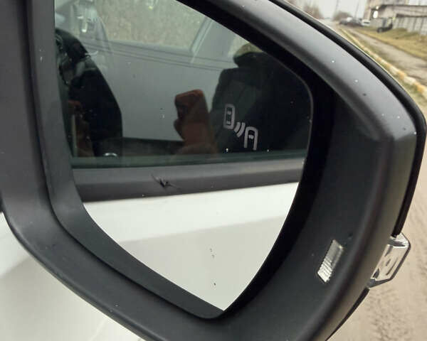 Білий Фольксваген Ті-Рок, об'ємом двигуна 1.5 л та пробігом 62 тис. км за 18900 $, фото 24 на Automoto.ua