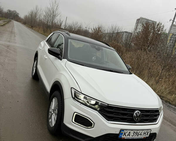 Білий Фольксваген Ті-Рок, об'ємом двигуна 1.5 л та пробігом 62 тис. км за 18900 $, фото 7 на Automoto.ua
