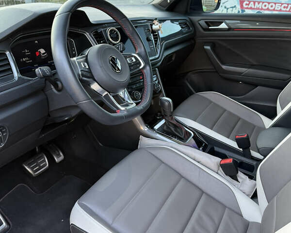 Фольксваген Ти-Рок 2021 в Лубнах на Automoto.ua Белый Фольксваген Ти-Рок, объемом двигателя 1.97 л и пробегом 43 тыс. км за 25500 $, фото 13 на Automoto.ua