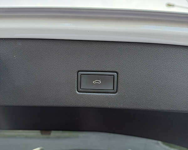 Фольксваген Ти-Рок 2021 в Лубнах на Automoto.ua Белый Фольксваген Ти-Рок, объемом двигателя 1.97 л и пробегом 43 тыс. км за 25500 $, фото 17 на Automoto.ua