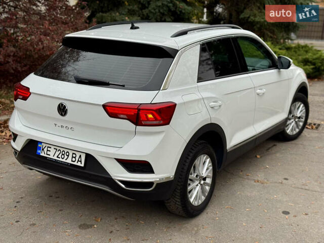 Білий Фольксваген Ті-Рок, об'ємом двигуна 1.5 л та пробігом 65 тис. км за 22999 $, фото 20 на Automoto.ua