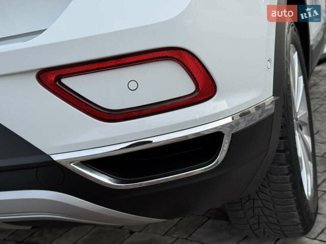 Білий Фольксваген Ті-Рок, об'ємом двигуна 1.5 л та пробігом 55 тис. км за 22799 $, фото 63 на Automoto.ua
