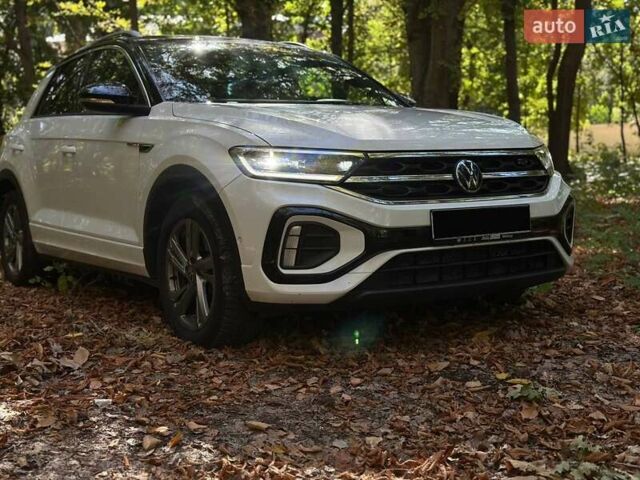 Белый Фольксваген Ти-Рок, объемом двигателя 1.97 л и пробегом 79 тыс. км за 32000 $, фото 10 на Automoto.ua