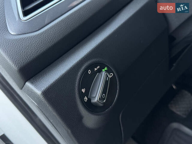 Білий Фольксваген Ті-Рок, об'ємом двигуна 1.5 л та пробігом 55 тис. км за 22799 $, фото 95 на Automoto.ua