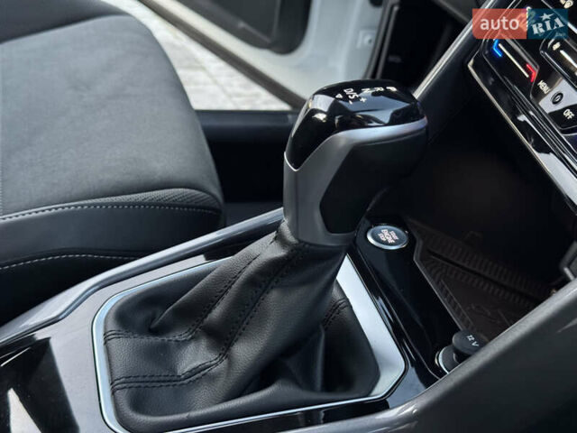 Білий Фольксваген Ті-Рок, об'ємом двигуна 1.5 л та пробігом 55 тис. км за 22799 $, фото 124 на Automoto.ua