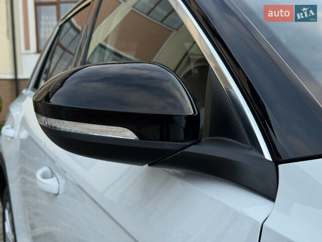 Білий Фольксваген Ті-Рок, об'ємом двигуна 1.5 л та пробігом 55 тис. км за 22799 $, фото 47 на Automoto.ua