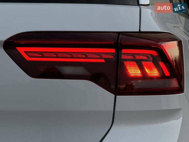 Білий Фольксваген Ті-Рок, об'ємом двигуна 1.5 л та пробігом 55 тис. км за 22799 $, фото 60 на Automoto.ua