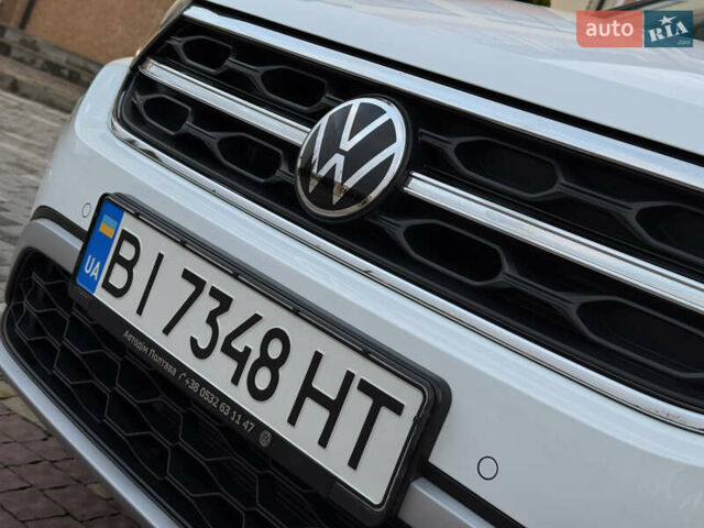 Білий Фольксваген Ті-Рок, об'ємом двигуна 1.5 л та пробігом 55 тис. км за 22799 $, фото 9 на Automoto.ua