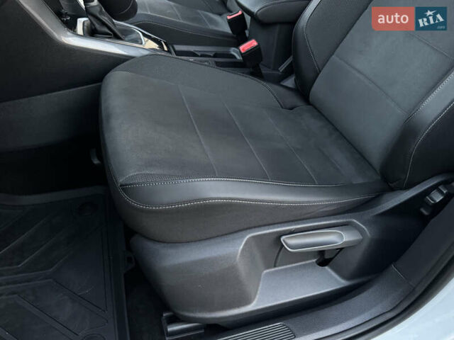 Білий Фольксваген Ті-Рок, об'ємом двигуна 1.5 л та пробігом 55 тис. км за 22799 $, фото 91 на Automoto.ua