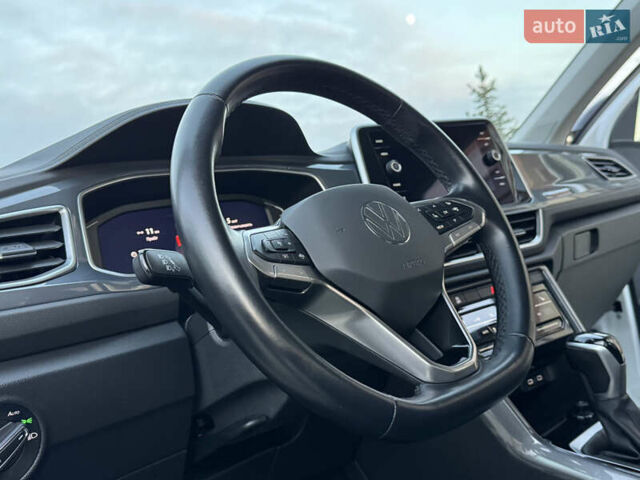 Білий Фольксваген Ті-Рок, об'ємом двигуна 1.5 л та пробігом 55 тис. км за 22799 $, фото 97 на Automoto.ua