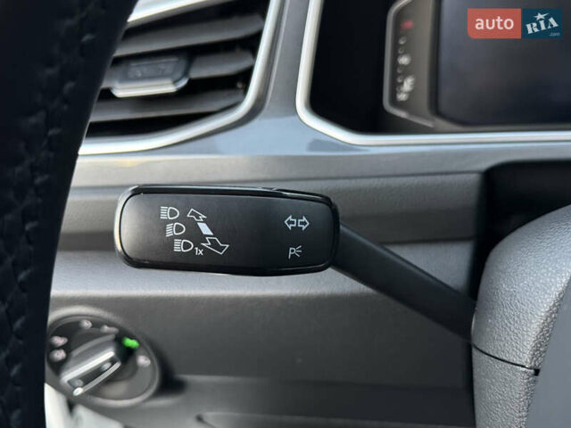 Білий Фольксваген Ті-Рок, об'ємом двигуна 1.5 л та пробігом 55 тис. км за 22799 $, фото 100 на Automoto.ua