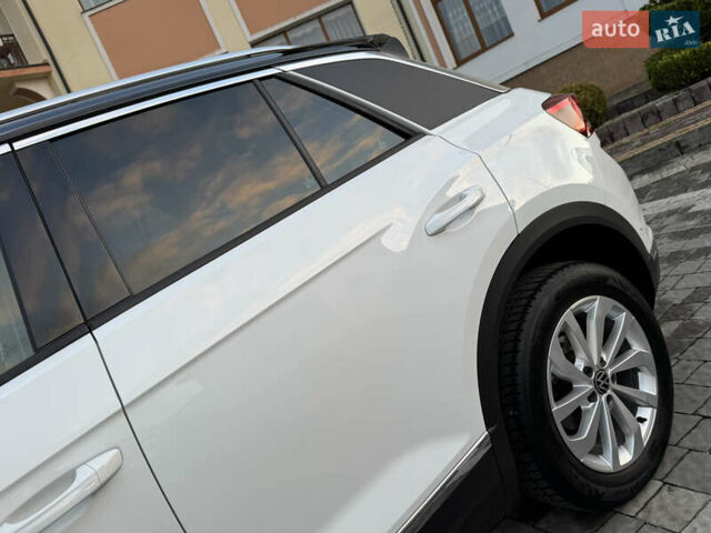 Білий Фольксваген Ті-Рок, об'ємом двигуна 1.5 л та пробігом 55 тис. км за 22799 $, фото 24 на Automoto.ua