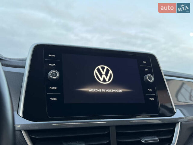 Білий Фольксваген Ті-Рок, об'ємом двигуна 1.5 л та пробігом 55 тис. км за 22799 $, фото 104 на Automoto.ua