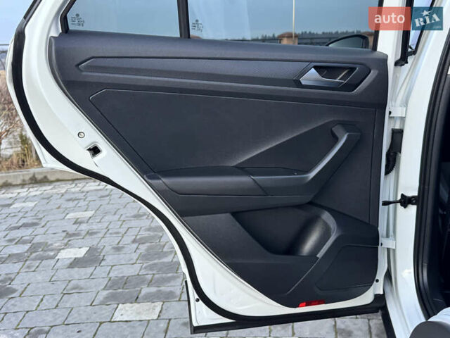 Білий Фольксваген Ті-Рок, об'ємом двигуна 1.5 л та пробігом 55 тис. км за 22799 $, фото 125 на Automoto.ua