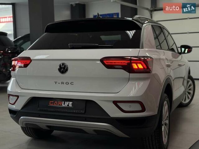 Фольксваген Ти-Рок 2024 в Тернополе на Automoto.ua Белый Фольксваген Ти-Рок, объемом двигателя 1.4 л и пробегом 5 тыс. км за 28300 $, фото 13 на Automoto.ua