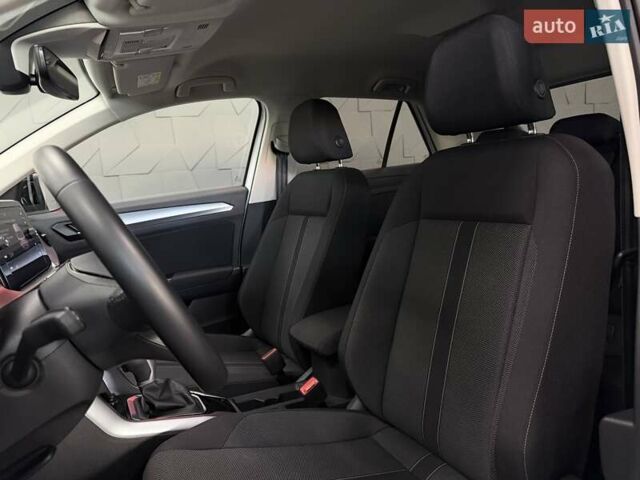 Фольксваген Ти-Рок 2024 в Тернополе на Automoto.ua Белый Фольксваген Ти-Рок, объемом двигателя 1.4 л и пробегом 5 тыс. км за 28300 $, фото 34 на Automoto.ua