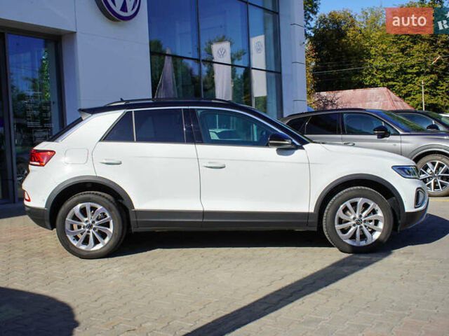 Білий Фольксваген Ті-Рок, об'ємом двигуна 1.4 л та пробігом 8 тис. км за 28687 $, фото 9 на Automoto.ua