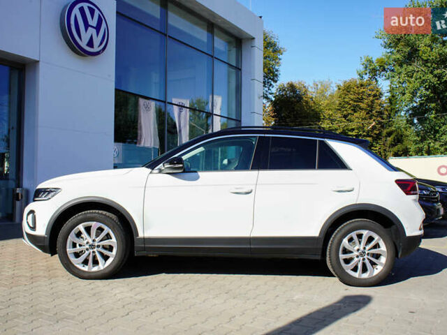 Білий Фольксваген Ті-Рок, об'ємом двигуна 1.4 л та пробігом 8 тис. км за 28687 $, фото 5 на Automoto.ua