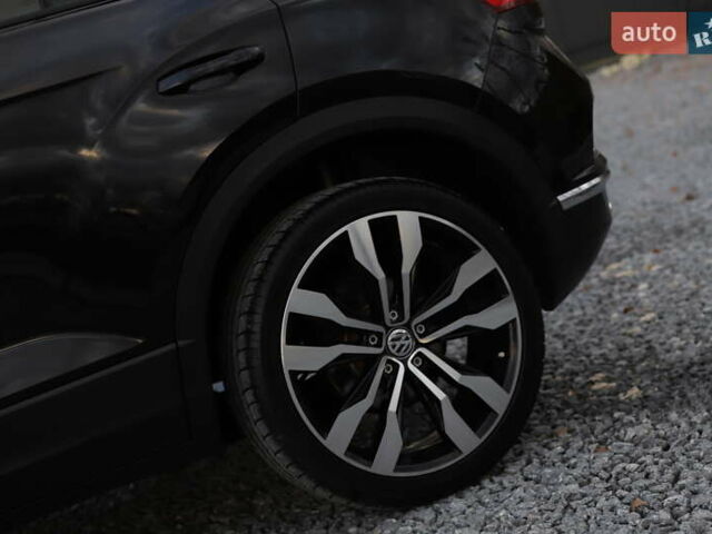 Черный Фольксваген Ти-Рок, объемом двигателя 1.97 л и пробегом 110 тыс. км за 24899 $, фото 31 на Automoto.ua