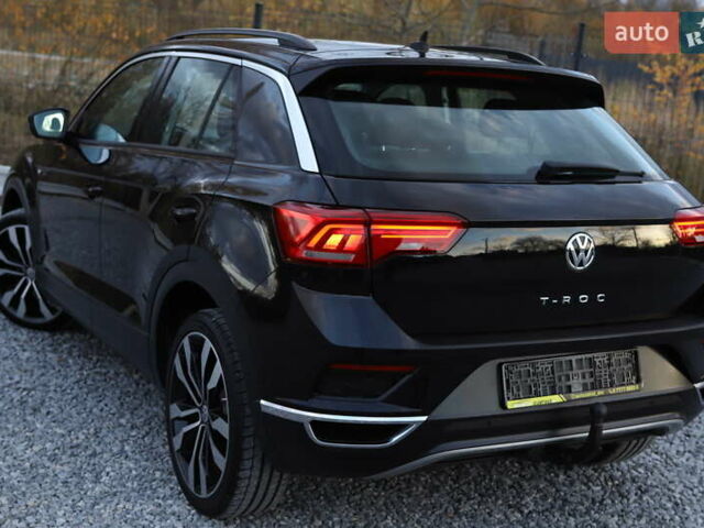 Черный Фольксваген Ти-Рок, объемом двигателя 1.97 л и пробегом 110 тыс. км за 24899 $, фото 46 на Automoto.ua