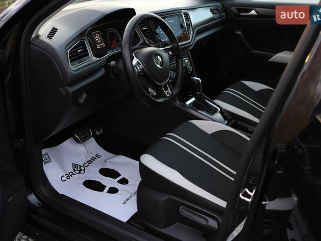 Черный Фольксваген Ти-Рок, объемом двигателя 1.97 л и пробегом 110 тыс. км за 24899 $, фото 74 на Automoto.ua