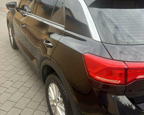 Чорний Фольксваген Ті-Рок, об'ємом двигуна 1.5 л та пробігом 70 тис. км за 20700 $, фото 1 на Automoto.ua