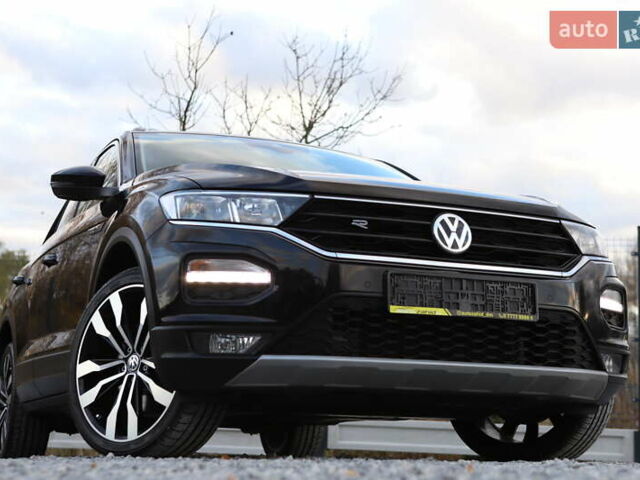 Черный Фольксваген Ти-Рок, объемом двигателя 1.97 л и пробегом 110 тыс. км за 24899 $, фото 22 на Automoto.ua