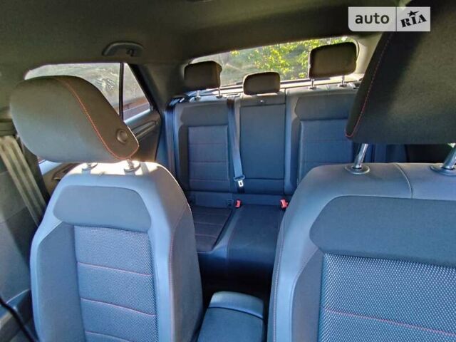 Черный Фольксваген Ти-Рок, объемом двигателя 1.5 л и пробегом 58 тыс. км за 26000 $, фото 7 на Automoto.ua