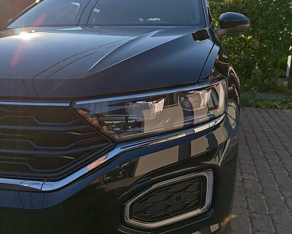 Черный Фольксваген Ти-Рок, объемом двигателя 1.5 л и пробегом 58 тыс. км за 26000 $, фото 5 на Automoto.ua