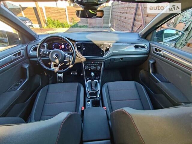 Черный Фольксваген Ти-Рок, объемом двигателя 1.5 л и пробегом 58 тыс. км за 26000 $, фото 6 на Automoto.ua