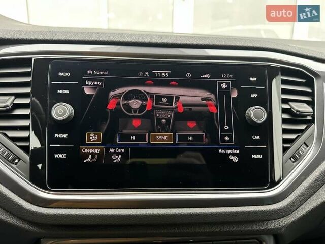 Чорний Фольксваген Ті-Рок, об'ємом двигуна 1.5 л та пробігом 98 тис. км за 23900 $, фото 19 на Automoto.ua