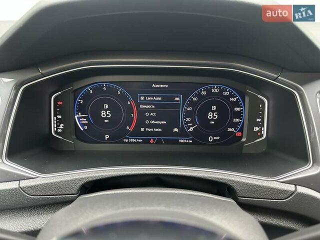 Чорний Фольксваген Ті-Рок, об'ємом двигуна 1.5 л та пробігом 98 тис. км за 23900 $, фото 15 на Automoto.ua