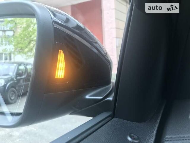 Черный Фольксваген Ти-Рок, объемом двигателя 0 л и пробегом 20 тыс. км за 29000 $, фото 5 на Automoto.ua