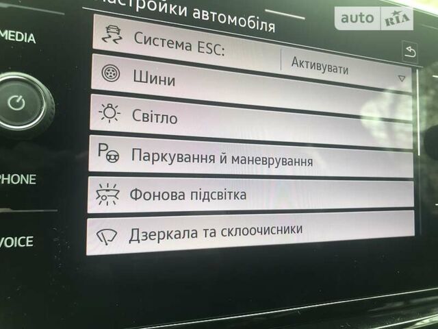 Черный Фольксваген Ти-Рок, объемом двигателя 0 л и пробегом 20 тыс. км за 29000 $, фото 17 на Automoto.ua