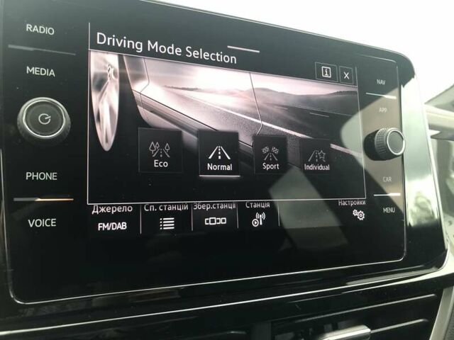 Черный Фольксваген Ти-Рок, объемом двигателя 0 л и пробегом 20 тыс. км за 29000 $, фото 18 на Automoto.ua