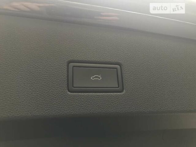 Черный Фольксваген Ти-Рок, объемом двигателя 0 л и пробегом 20 тыс. км за 29000 $, фото 6 на Automoto.ua