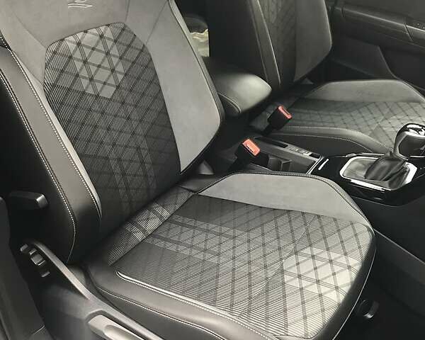 Черный Фольксваген Ти-Рок, объемом двигателя 0 л и пробегом 20 тыс. км за 29000 $, фото 10 на Automoto.ua