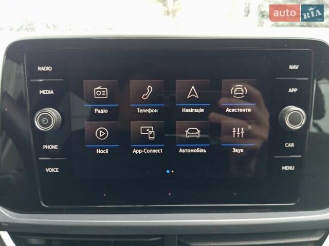 Черный Фольксваген Ти-Рок, объемом двигателя 1.4 л и пробегом 11 тыс. км за 30200 $, фото 22 на Automoto.ua