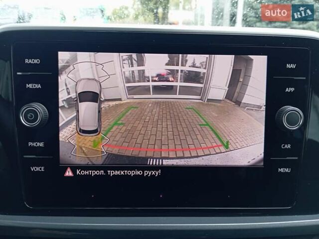 Черный Фольксваген Ти-Рок, объемом двигателя 1.4 л и пробегом 11 тыс. км за 30200 $, фото 23 на Automoto.ua