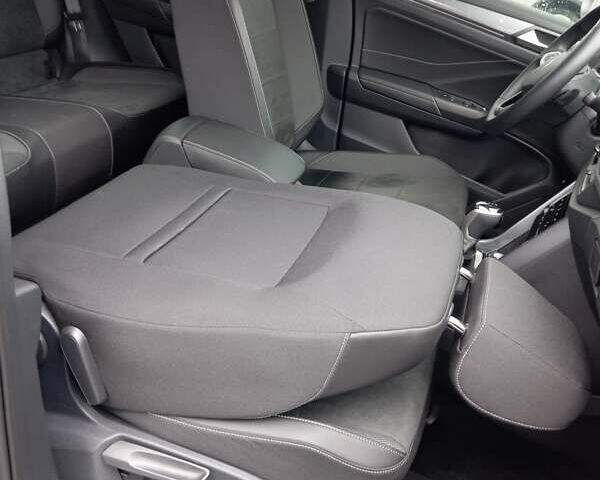 Черный Фольксваген Ти-Рок, объемом двигателя 1.4 л и пробегом 11 тыс. км за 30200 $, фото 31 на Automoto.ua