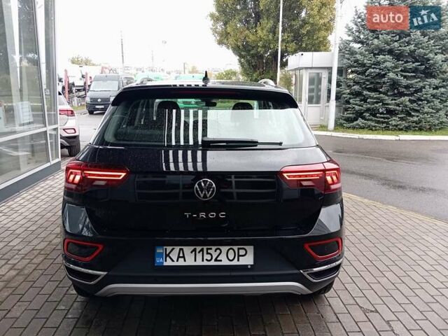 Черный Фольксваген Ти-Рок, объемом двигателя 1.4 л и пробегом 11 тыс. км за 30200 $, фото 6 на Automoto.ua