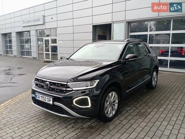 Черный Фольксваген Ти-Рок, объемом двигателя 1.4 л и пробегом 11 тыс. км за 30200 $, фото 1 на Automoto.ua